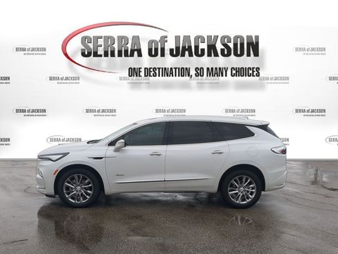 Used 2022 Buick Enclave Avenir w/ Trailering Package, 5000 lbs. image 6
