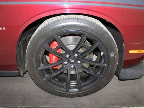 Used 2020 Dodge Challenger R/T w/ Plus Package image 19