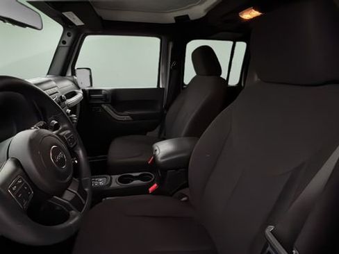 Used 2015 Jeep Wrangler Unlimited Sport w/ Quick Order Package 24S image 16