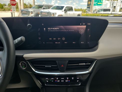 Used 2024 Buick Encore GX Avenir AWD/4WD image 20