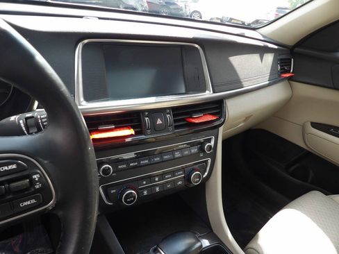 Used 2016 Kia Optima EX w/ Premium Package FWD image 7