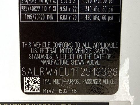 Used 2026 Land Rover Discovery Limited Edition image 28