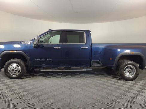 Used 2020 GMC Sierra 3500 Denali w/ Denali Ultimate Package image 6