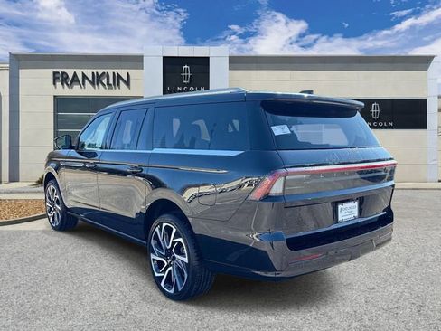 New 2026 Lincoln Navigator L Reserve AWD/4WD image 5