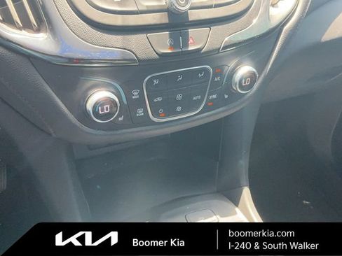 Used 2024 Chevrolet Equinox RS w/ RS Leather Package FWD image 23