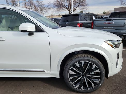 New 2026 Volvo XC90 B6 Ultra w/ Protection Package image 5