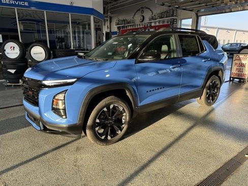 New 2026 Chevrolet Equinox RS w/ LPO, Floor Liner Package image 4