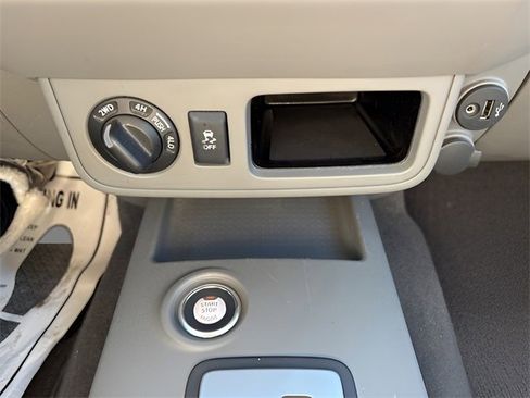 Used 2021 Nissan Frontier SV image 15