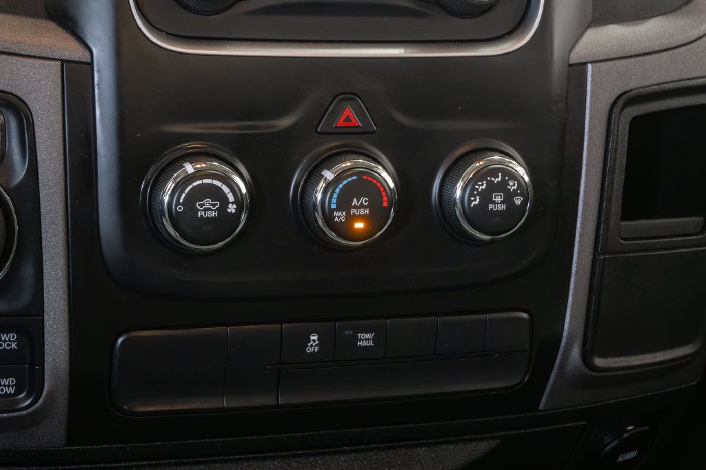 Used 2017 RAM 1500 Express w/ Express Value Package AWD/4WD image 18