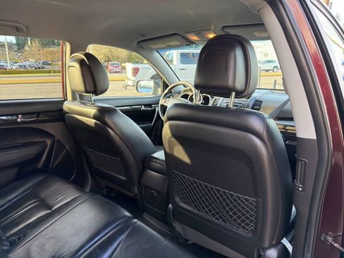 Used 2011 Kia Sorento EX image 21