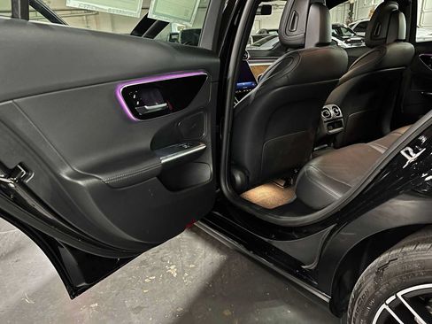 Used 2024 Mercedes-Benz C 300 Sedan image 17