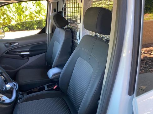 Used 2022 Ford Transit Connect XLT FWD image 25