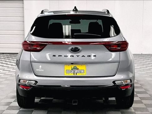 Used 2022 Kia Sportage Nightfall Edition FWD image 5