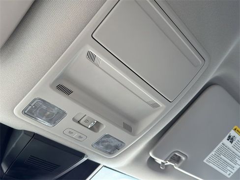 Used 2025 Ford Ranger Lariat w/ FX4 Off-Road Package image 18