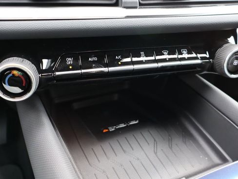 New 2026 Chevrolet Equinox EV LT image 22