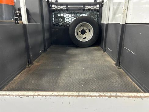 Used 2019 Ford F350 XL w/ XL Value Package image 5