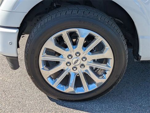 Used 2023 Ford F150 Limited image 9