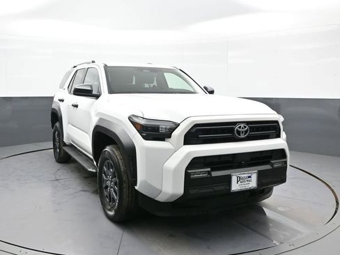 Certified 2025 Toyota 4Runner SR5 image 3