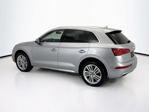 Used 2019 Audi Q5 2.0T Premium Plus w/ Premium Plus Package AWD/4WD image 7