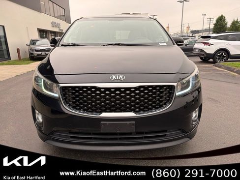 Used 2016 Kia Sedona EX FWD image 4