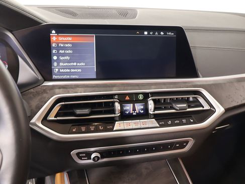 Used 2023 BMW X5 xDrive40i w/ M Sport Package image 5