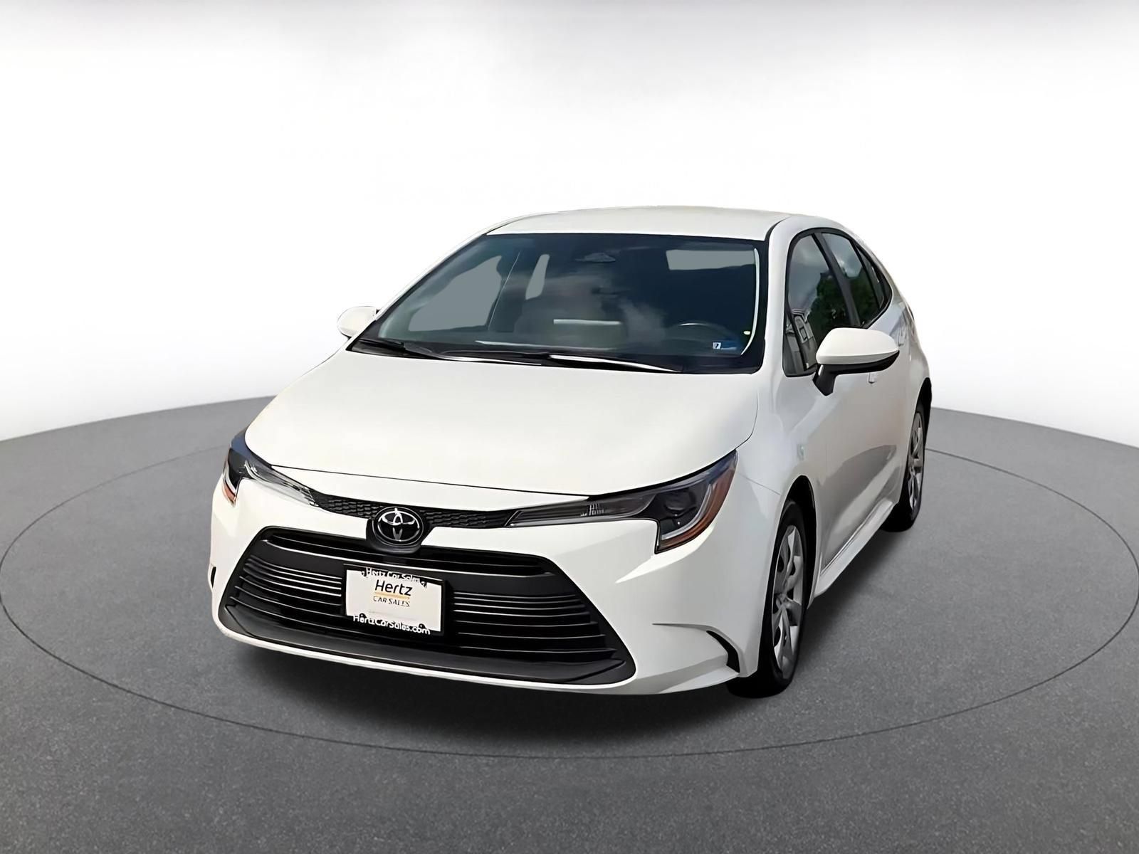 Used 2025 Toyota Corolla LE FWD image 6