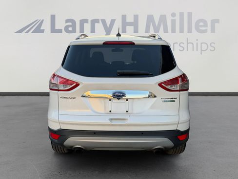 Used 2014 Ford Escape Titanium w/ Equipment Group 401A FWD image 4