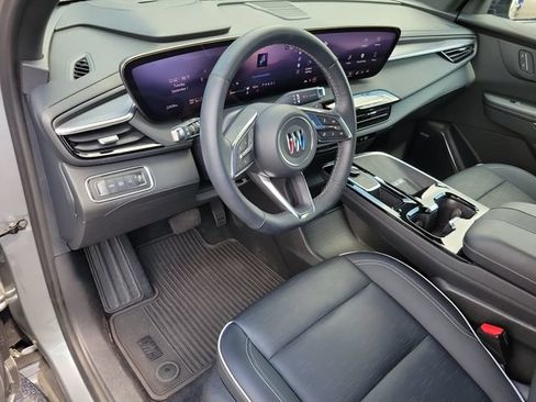 Used 2025 Buick Enclave Sport Touring FWD image 9