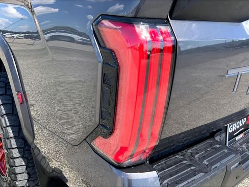 Used 2025 Toyota Tundra TRD Pro AWD/4WD image 28