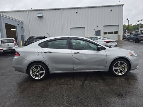 Used 2013 Dodge Dart Aero FWD image 9