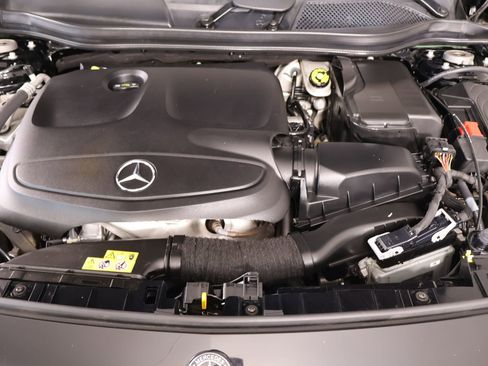 Used 2020 Mercedes-Benz GLA 250 4MATIC image 20