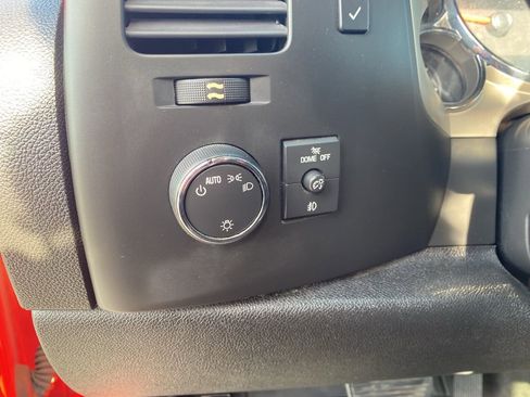 Used 2012 Chevrolet Silverado 1500 LT image 14