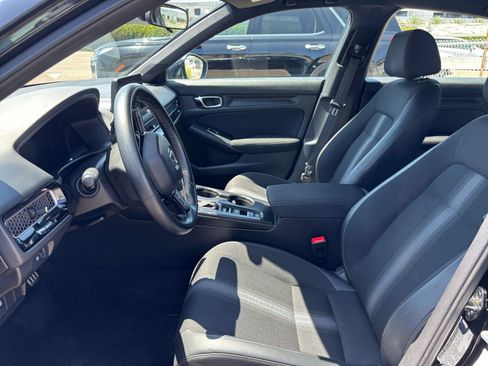Used 2025 Honda Civic Sport image 21