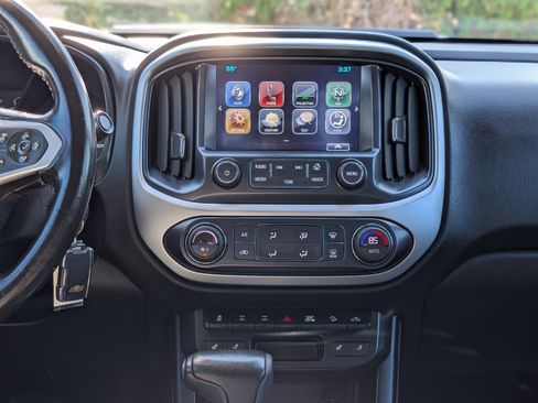 Used 2018 Chevrolet Colorado ZR2 image 16