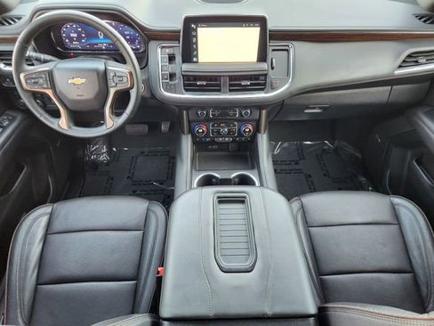 Used 2024 Chevrolet Suburban High Country w/ Premium Package AWD/4WD image 28