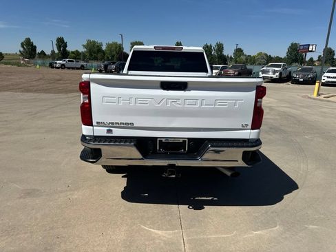 Used 2024 Chevrolet Silverado 2500 LT AWD/4WD image 31