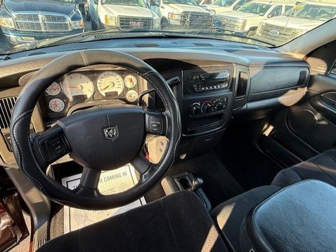 Used 2005 Dodge Ram 2500 Truck SLT image 11