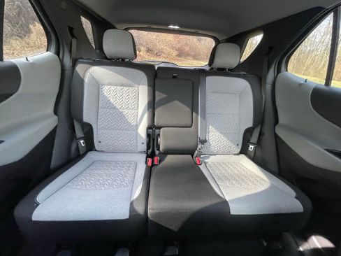 Certified 2023 Chevrolet Equinox LS w/ LS Convenience Package image 15