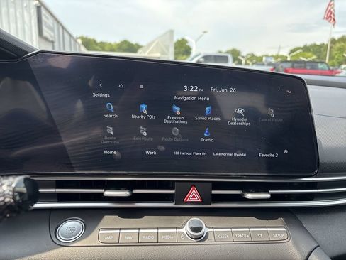Used 2023 Hyundai Elantra Limited FWD image 20