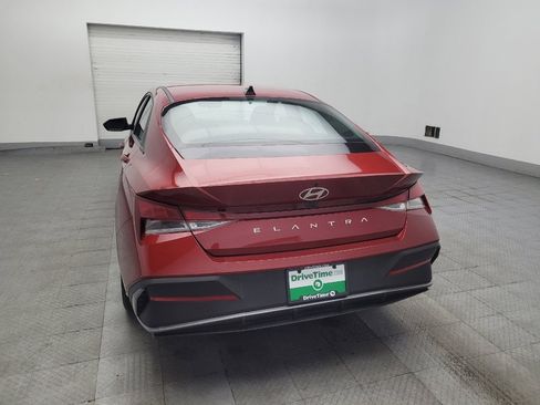 Used 2024 Hyundai Elantra SEL FWD image 6