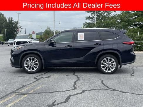 Used 2020 Toyota Highlander Limited AWD/4WD image 2