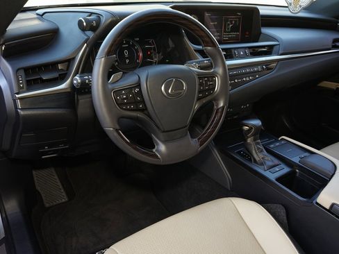Used 2021 Lexus ES 350 w/ Premium Package image 8