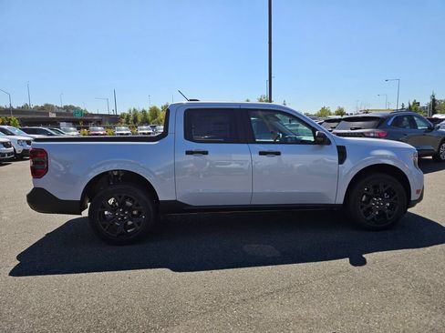 New 2026 Ford Maverick XLT w/ Equipment Group 301A AWD/4WD image 4