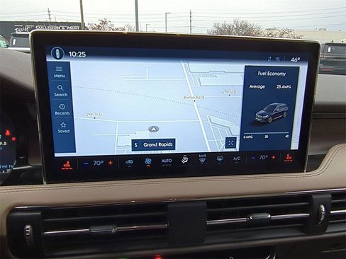 Certified 2023 Lincoln Corsair Reserve image 13