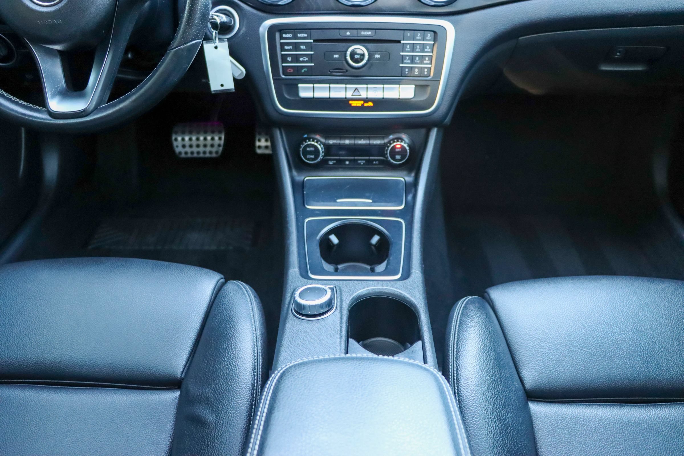 Used 2018 Mercedes-Benz GLA 250 image 27