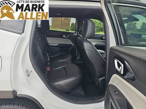 Used 2025 Jeep Compass Limited AWD/4WD image 26