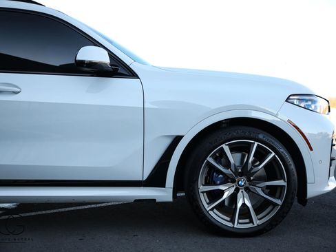 Used 2020 BMW X7 M50i w/ Dynamic Handling Package image 19