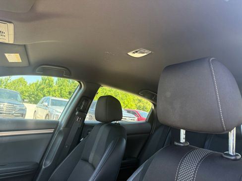 Used 2020 Honda Civic Sport image 25