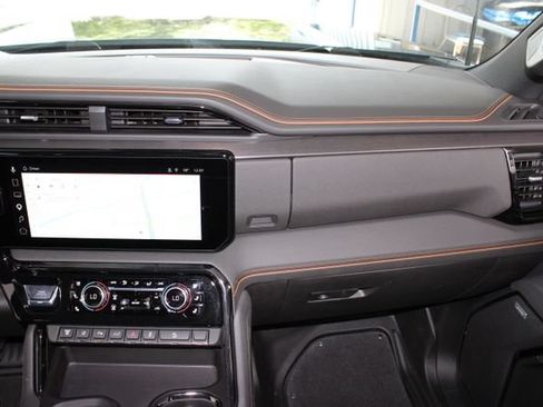 Used 2026 GMC Sierra 2500 AT4 w/ AT4 Premium Plus Package AWD/4WD image 26
