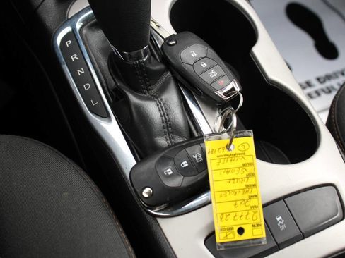 Used 2017 Chevrolet Cruze LS image 26